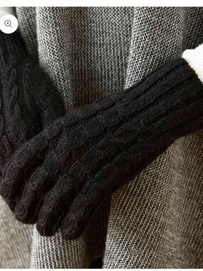 Peruvian Link Alpaca Collection Trenza Gloves